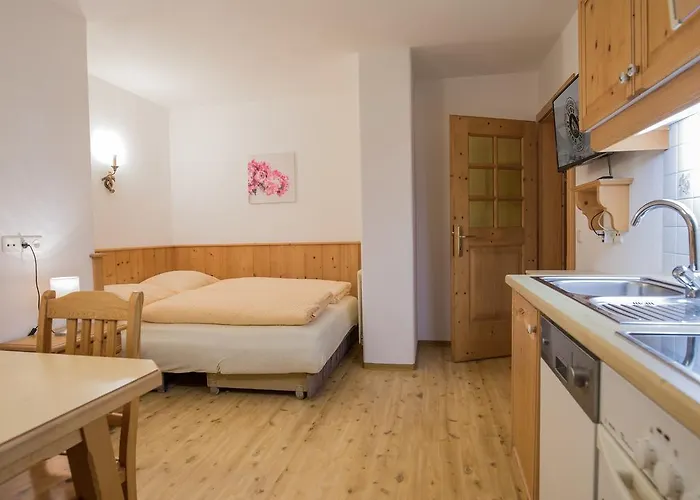 Aparthaus Bergfuehrer Harald Gleirscher Lägenhet *